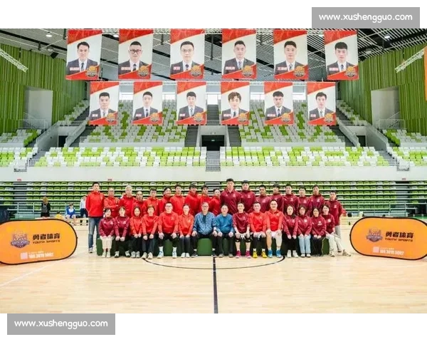 以职业体育联赛为核心推动城市文化与经济协同发展的新模式探索